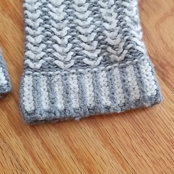 J Crew Tuck Knit Sweater, Wool Blend - Picture 3 of 7